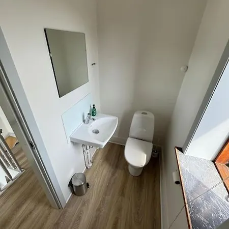 Apartament Lejlighed I Hjertet Af *